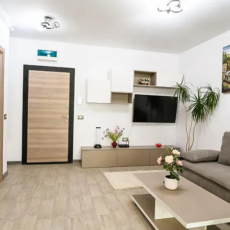 Apartment Teemo Apartment, Alezzi Năvodari