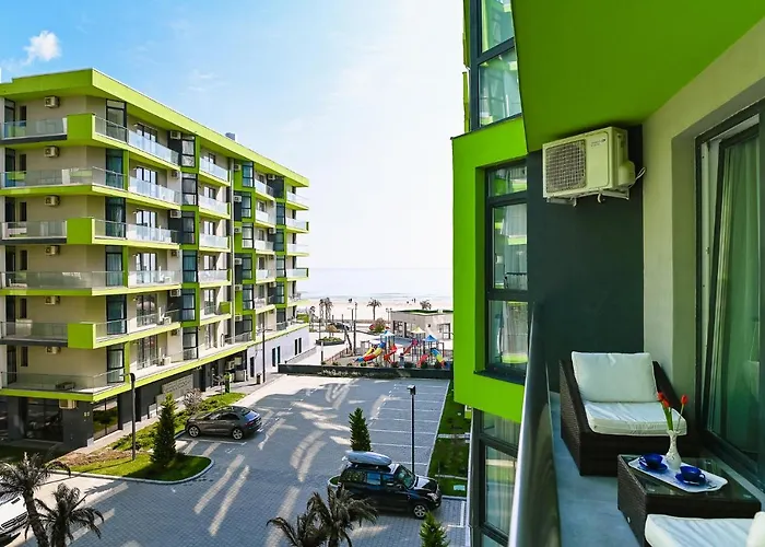 Teemo Apartment, Alezzi Năvodari