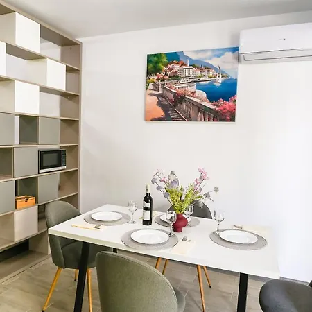 شقة Teemo Apartment, Alezzi Năvodari