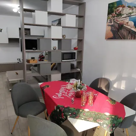 Teemo Apartment, Alezzi Apartamento *